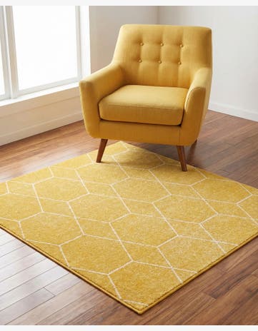 4' x 4' Lattice Frieze Square Rug
