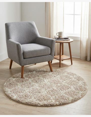 3' 3 x 3' 3 Trellis Shag Round Rug