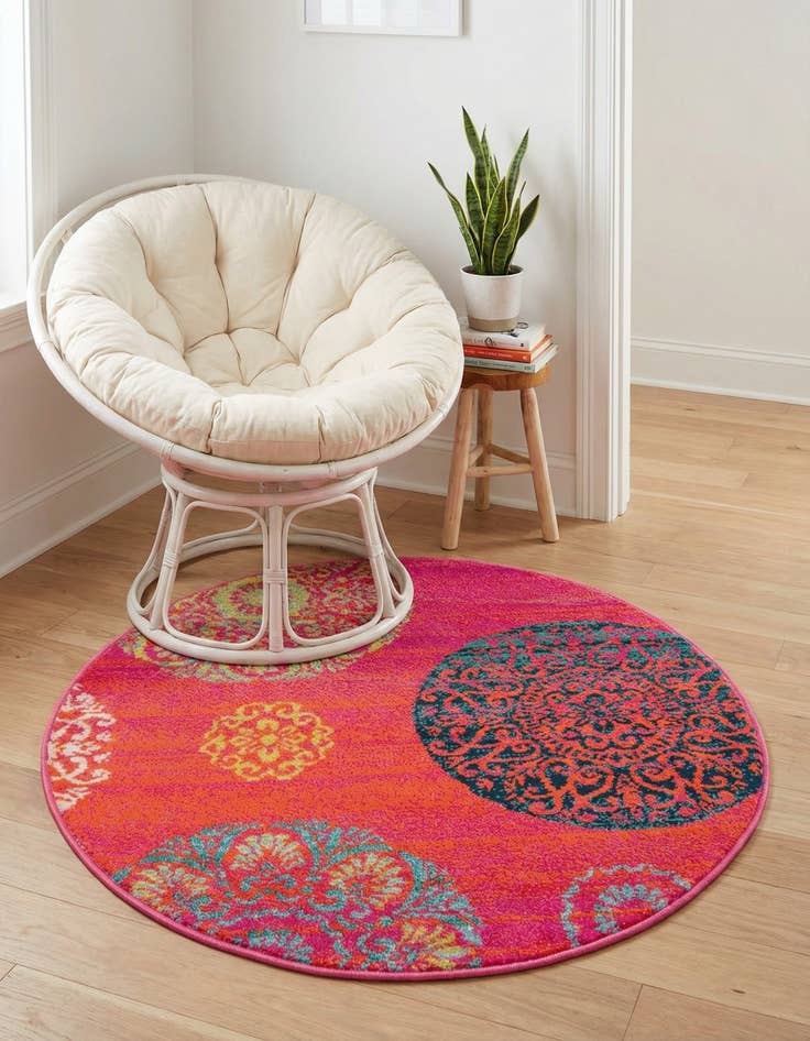 Detail image of 3' x 3' Azalea Round Rug