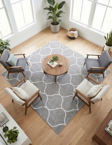 7' x 7' Lattice Frieze Square Rug