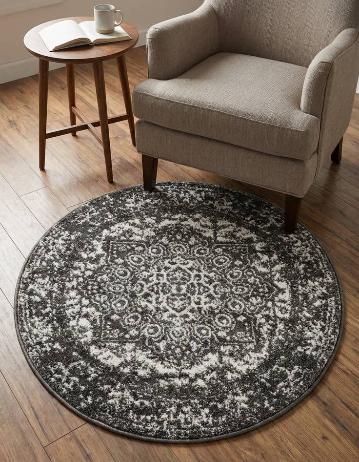 Detail image of 3' x 3' Arlington Round Rug
