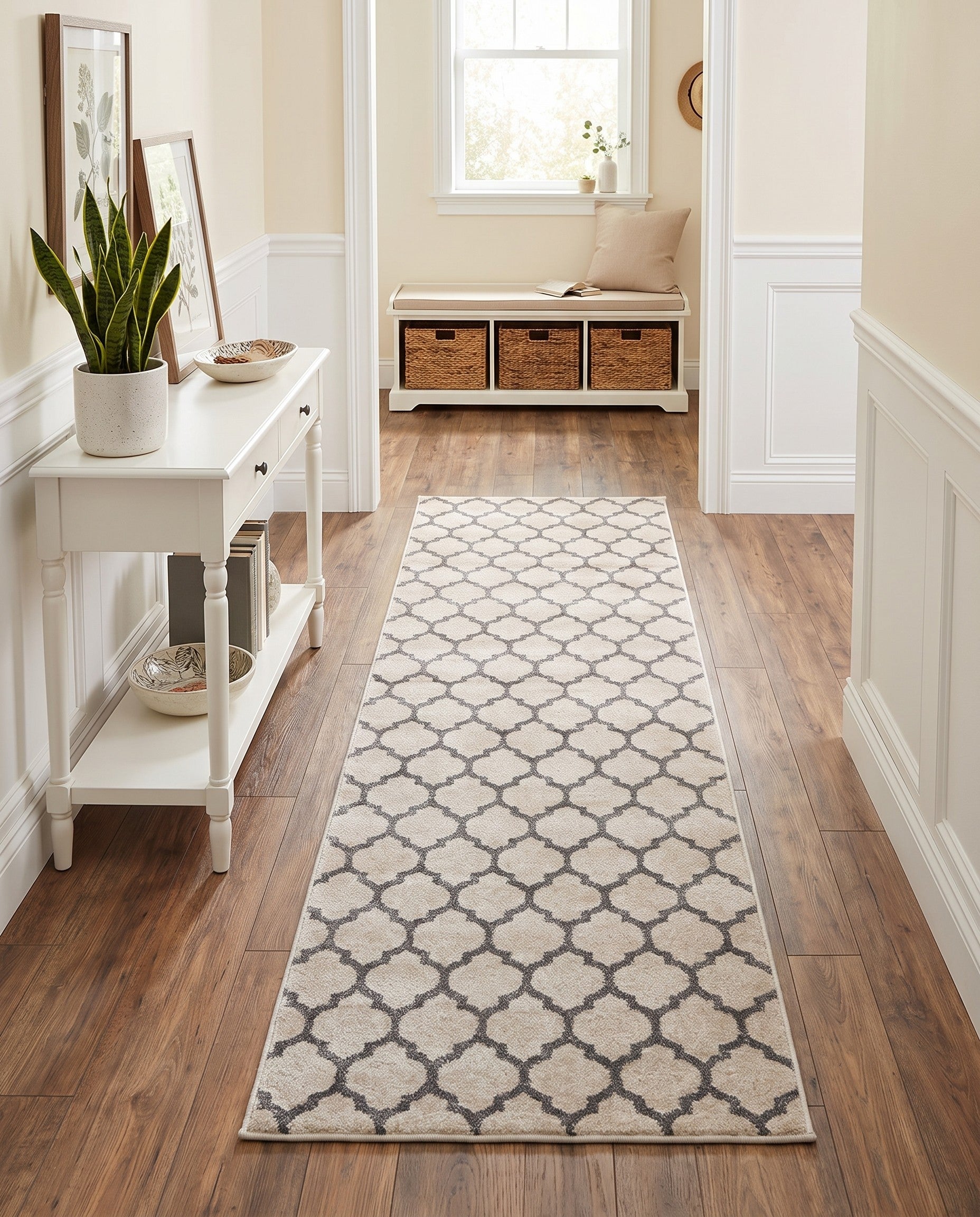 2' 7 x 8' Lattice Runner Rug