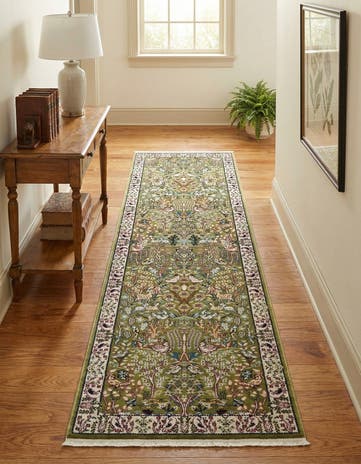 2' 7 x 9' Nain Design Runner Rug