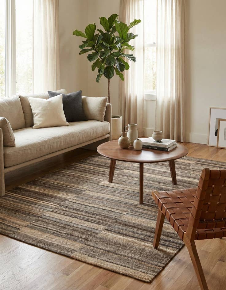 Detail image of 4' 3 x 5' 10 Hand Woven Kilim Modern Wool Rug