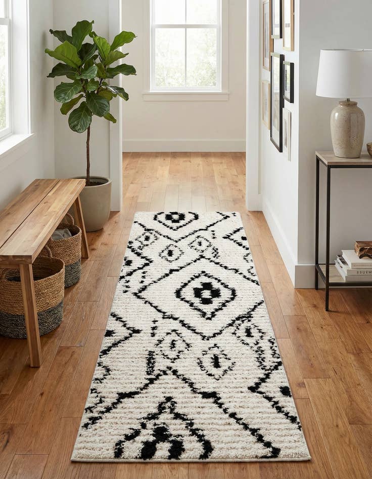 Detail image of 2' 2 x 6' Morocco Runner Rug