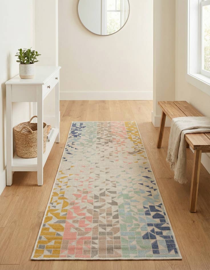 Detail image of 2' x 6' Lotus Runner Rug