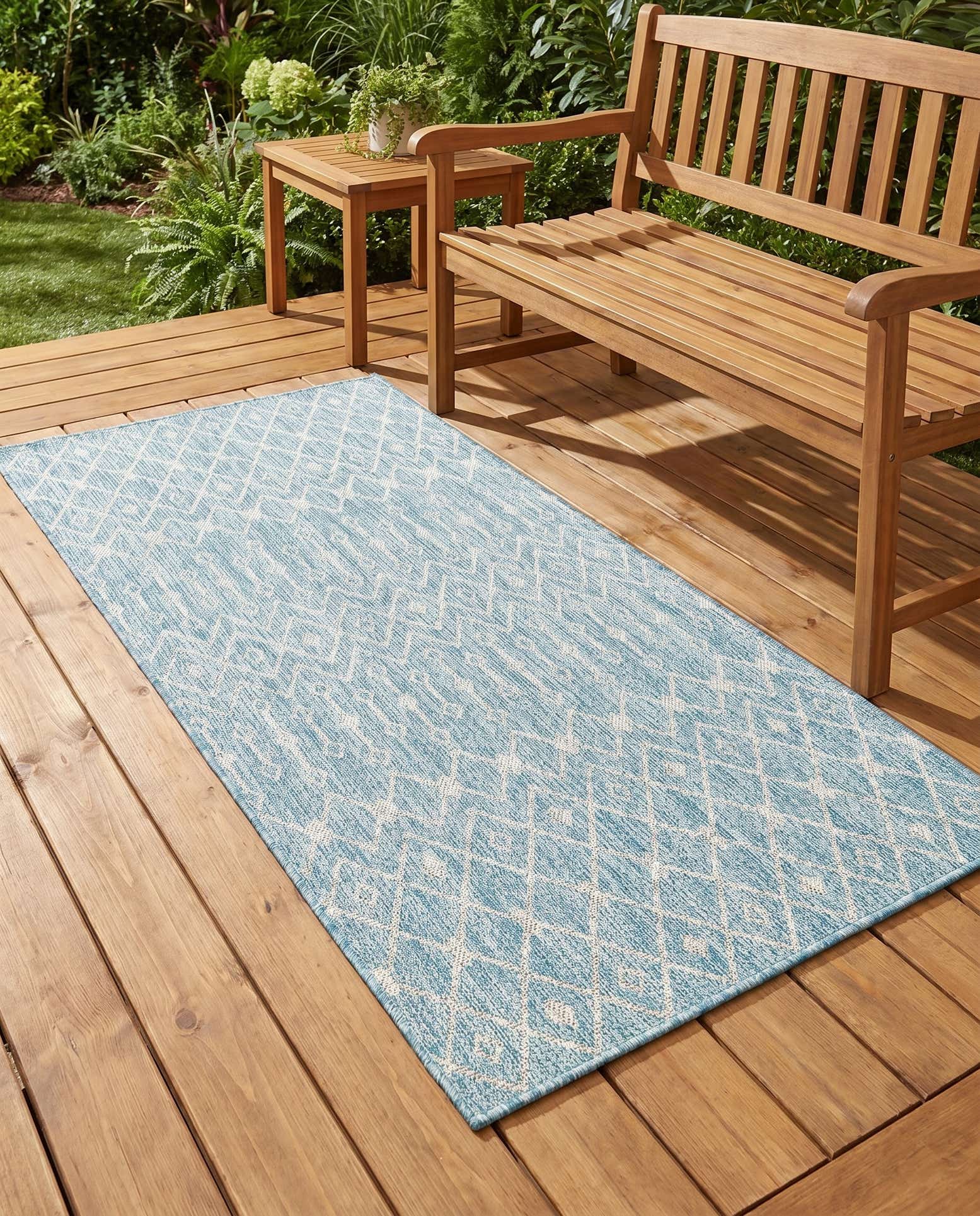 3' x 5' 3 Easy-Clean Lattice Indoor / Outdoor Rug