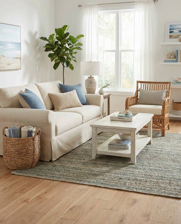 Detail image of 4' 1 x 6' 1 Hand Woven Palm Beach Jute Rug