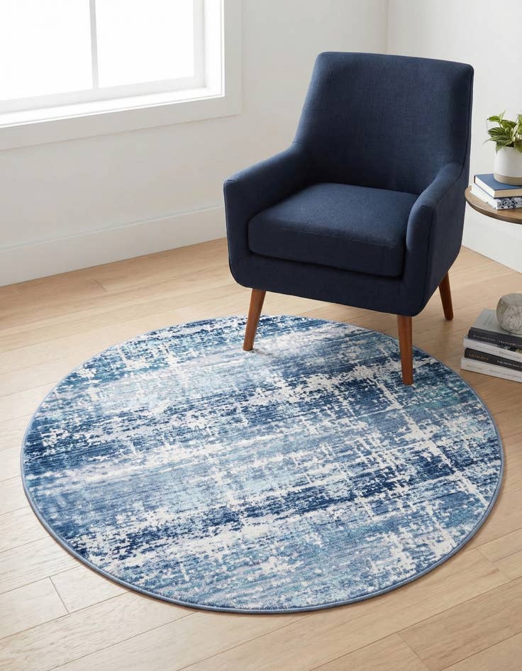 Detail image of 3' 7 x 3' 7 Malibu Round Rug