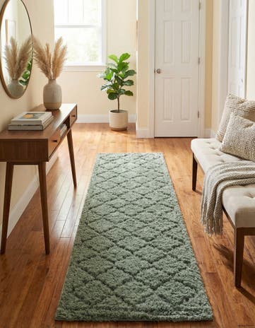 Green Lattice Shag Runner Rug