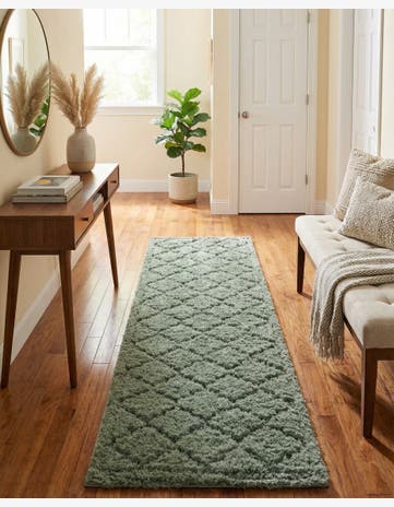 Green Lattice Shag Runner Rug