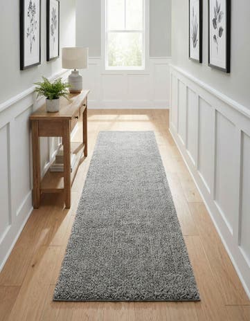 2' 2 x 6' 9 Solid Frieze Runner Rug