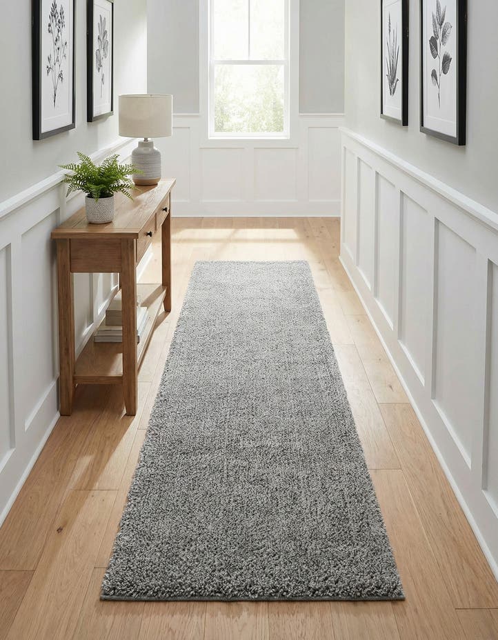 2' 2 x 6' 9 Solid Frieze Runner Rug