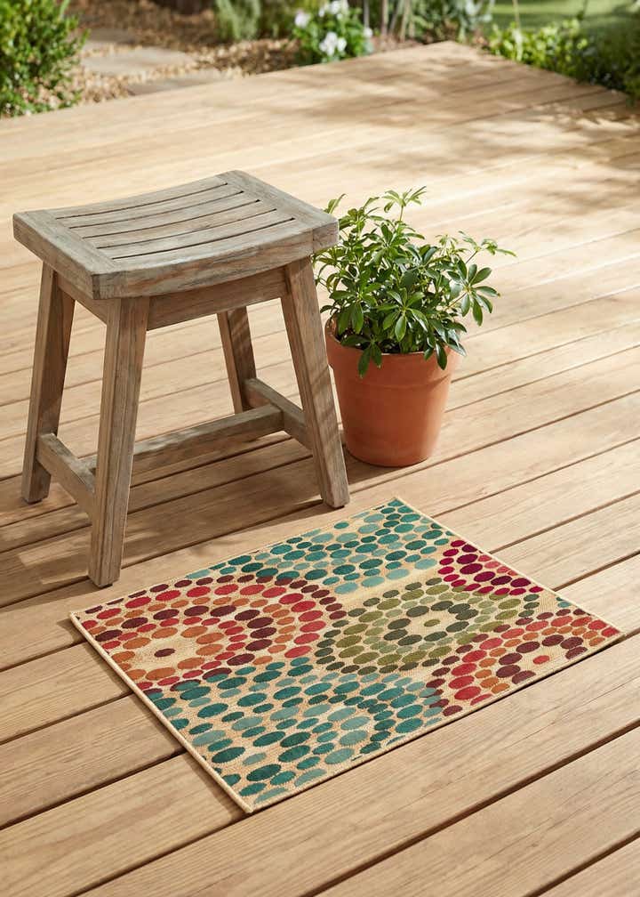 2' 2 x 3' Easy-Clean Modern Indoor / Outdoor Rug