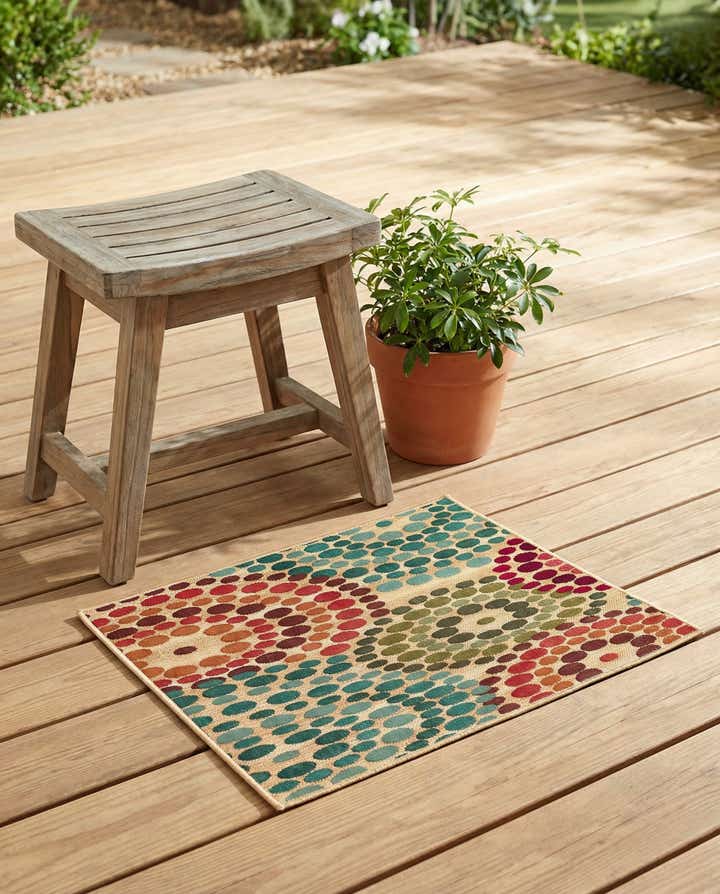 2' 2 x 3' Easy-Clean Modern Indoor / Outdoor Rug