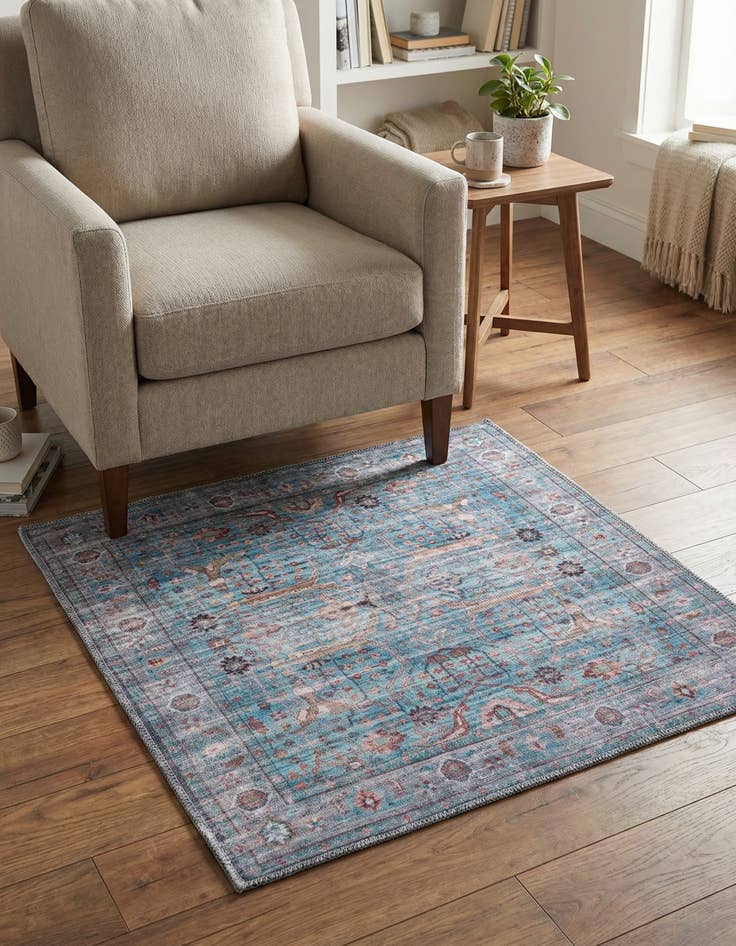 Detail image of 3' 3 x 3' 3 Washable Maahru Square Rug