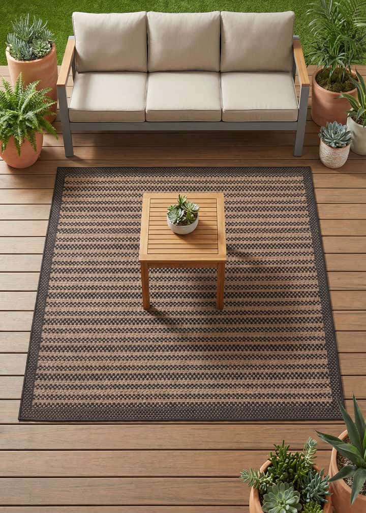 6' x 6' Easy-Clean Border Indoor / Outdoor Square Rug