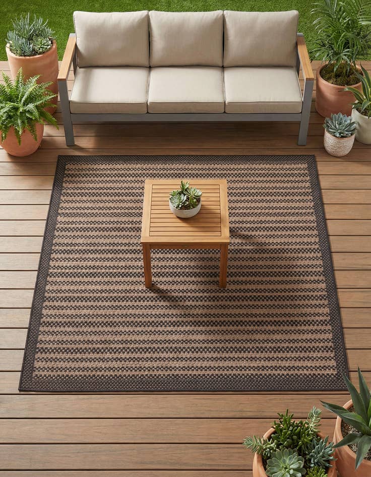 Detail image of 6' x 6' Washable Border Indoor / Outdoor Square Rug