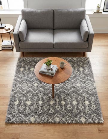 5' 3 x 5' 3 Moroccan Trellis Shag Square Rug