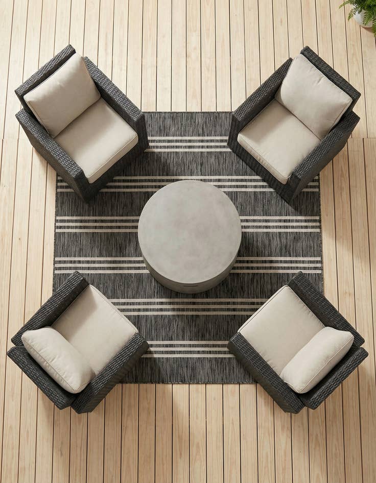 Detail image of 7' 10 x 7' 10 Washable Jill Zarin Anguilla Indoor / Outdoor Square Rug