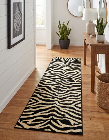 Black Savannah Runner Rug