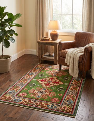 2' x 3' 1 Hand Knotted Kazak Rug