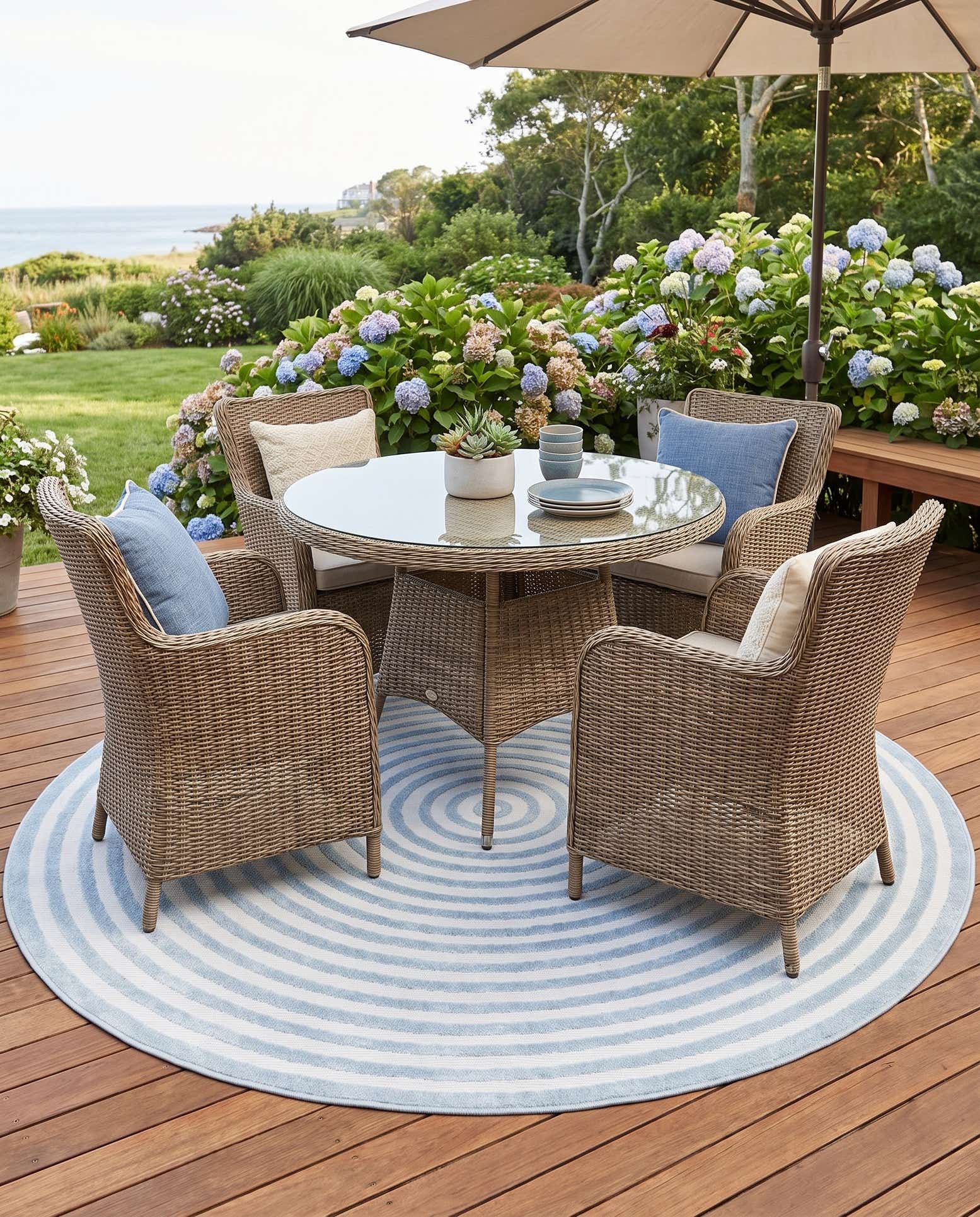 8' x 8' Easy-Clean Sabrina Soto Prescott Indoor / Outdoor Round Rug