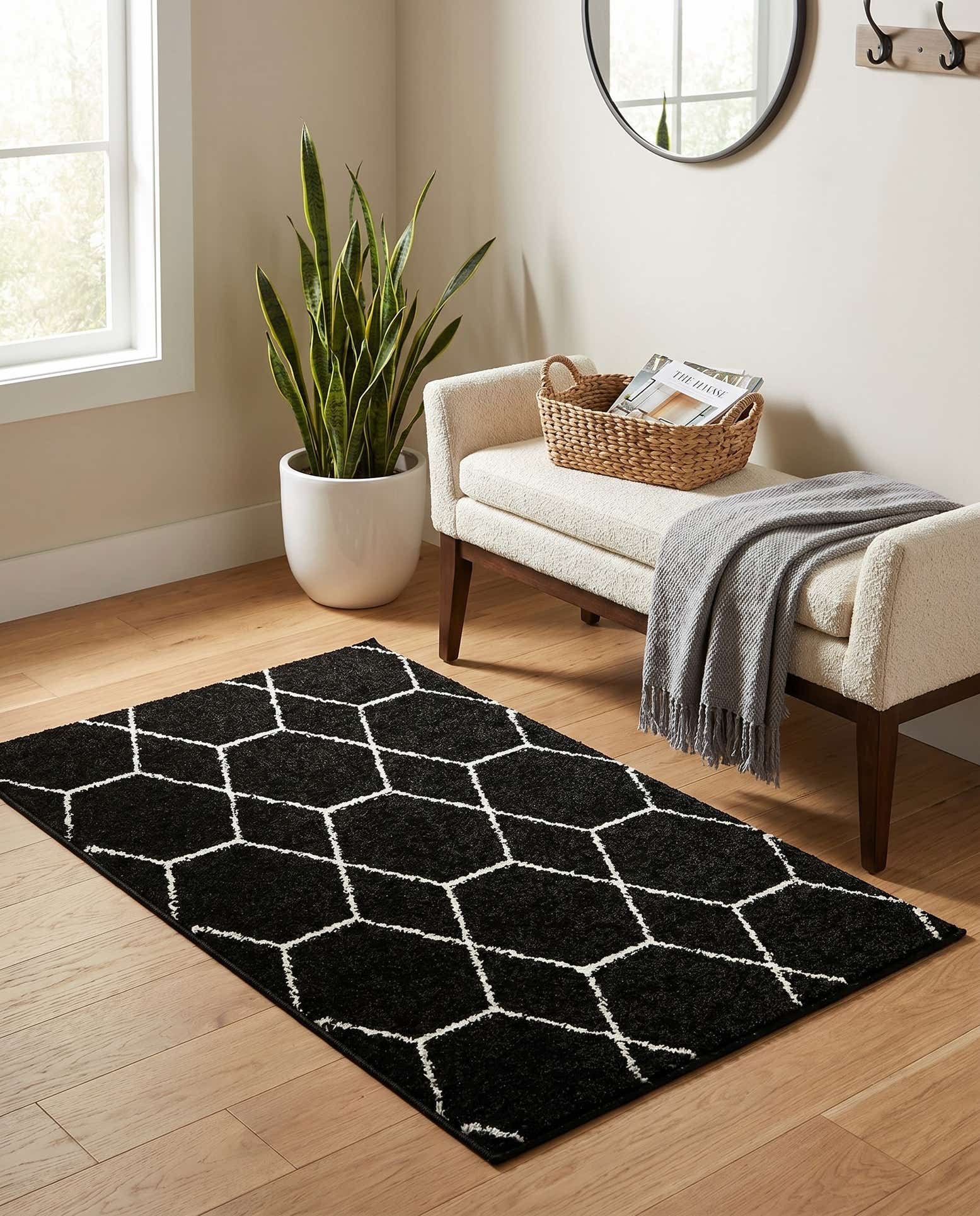 2' x 3' Lattice Frieze Rug