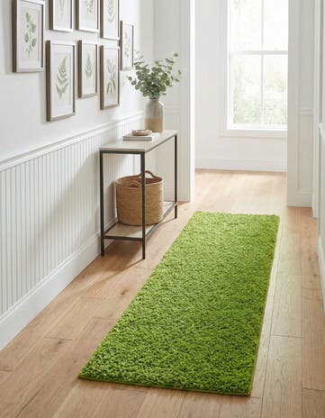 2' x 8' Solid Shag Runner Rug