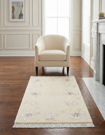 2' 7 x 4' 8 Hand Knotted Darya Wool Rug