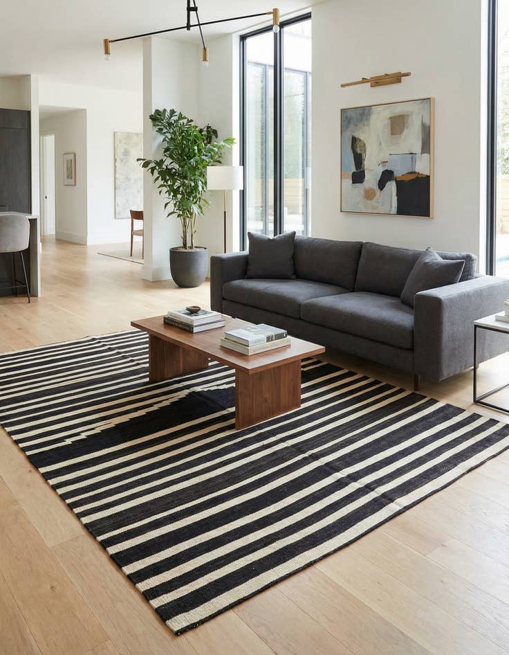 Detail image of 5' x 6' 5 Hand Woven Kilim Modern Wool Rug