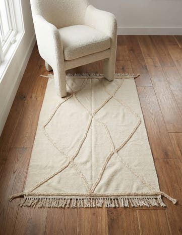 3' 4 x 5' 1 Hand Knotted Moroccan Wool Rug