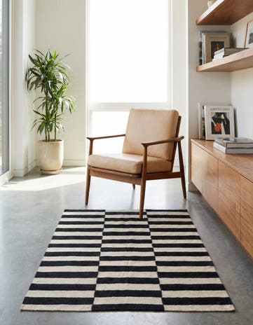 3' 4 x 4' 10 Hand Woven Kilim Modern Wool Rug