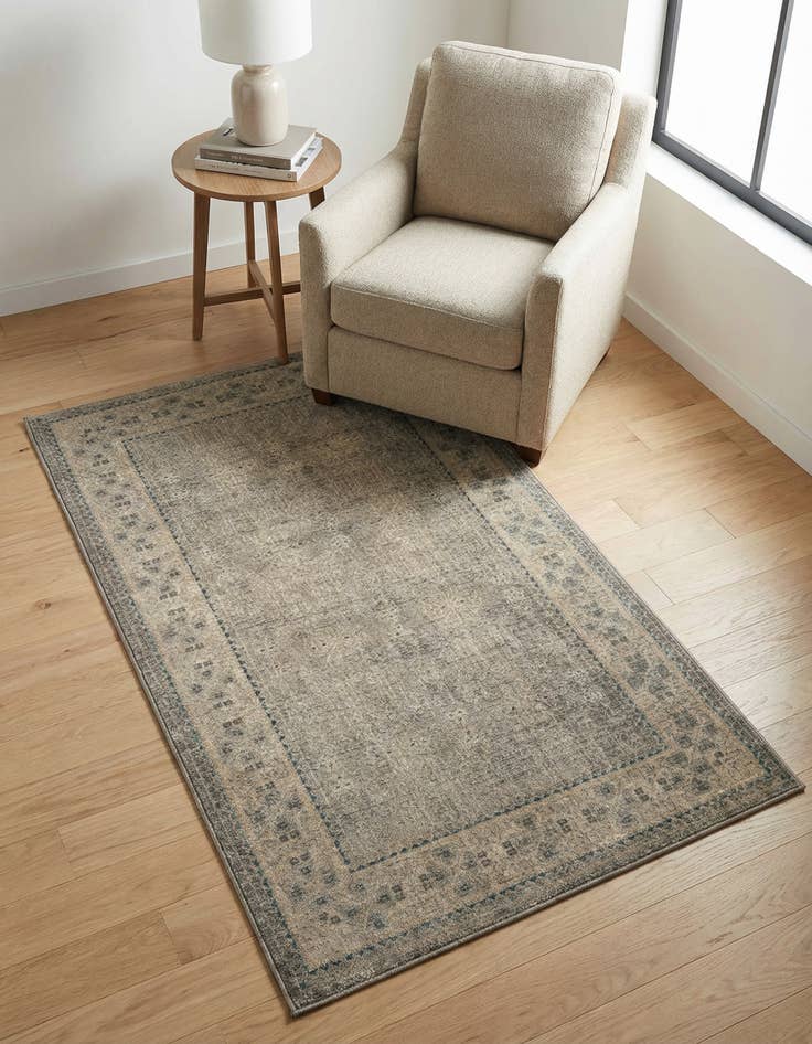 Detail image of 3' 3 x 5' 3 Viola Rug