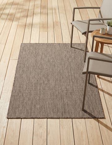 3' 1 x 5' 3 Easy-Clean Solid Indoor / Outdoor Rug