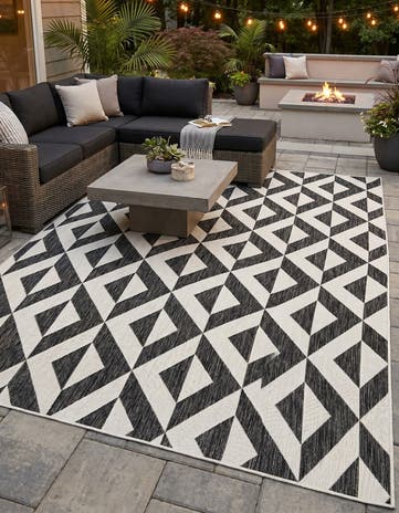 Charcoal Gray Easy-Clean Jill Zarin Napa Indoor / Outdoor Rug