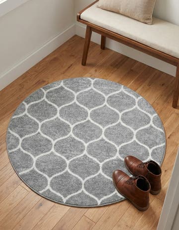 Light Gray Lattice Frieze Round Rug