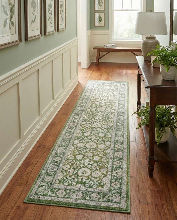 2' 7 x 10' Aurelia Runner Rug