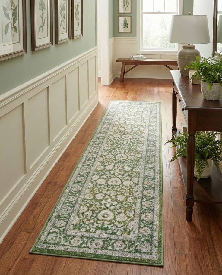 Detail image of 2' 7 x 10' Aurelia Runner Rug