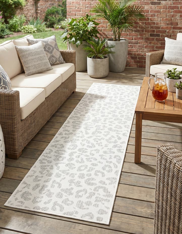 2' x 8' Easy-Clean Safari Indoor / Outdoor...