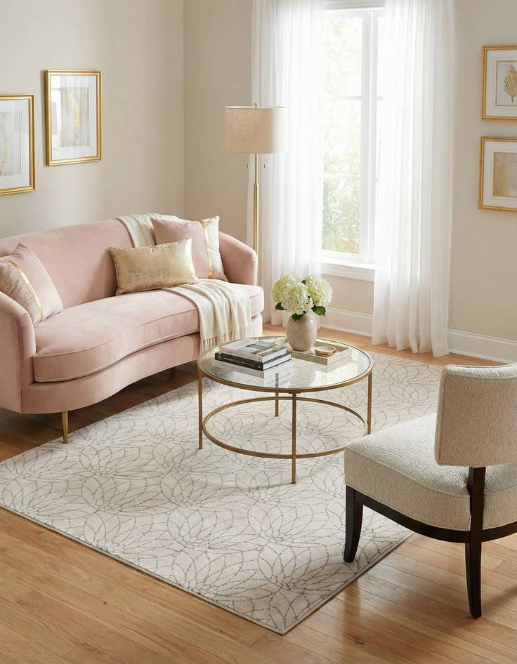 Detail image of 5' 3 x 8' Marilyn Monroe&trade; Glam Dahlia Rug