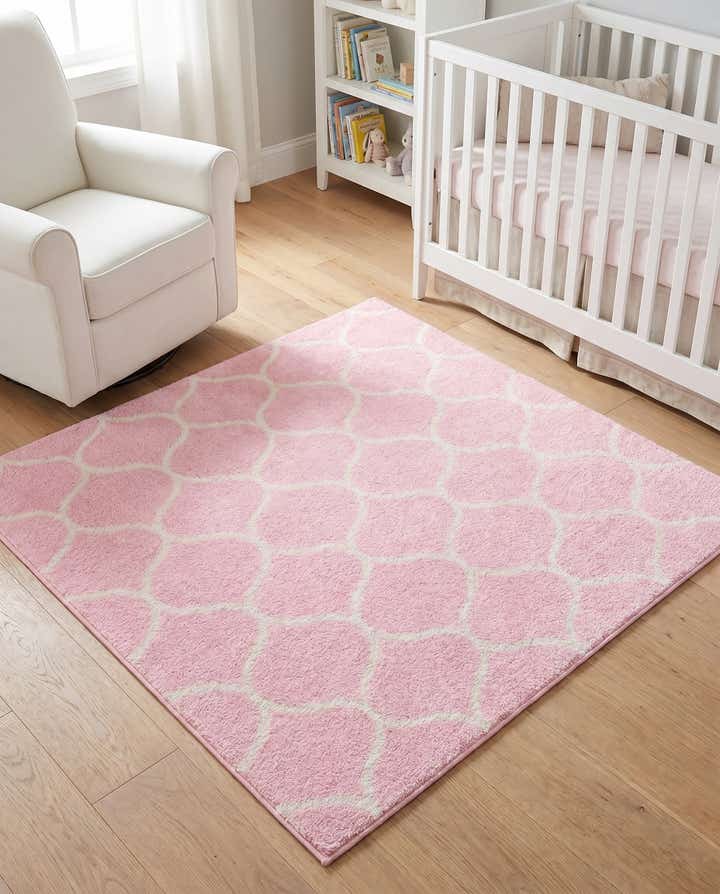 4' x 4' Lattice Frieze Square Rug