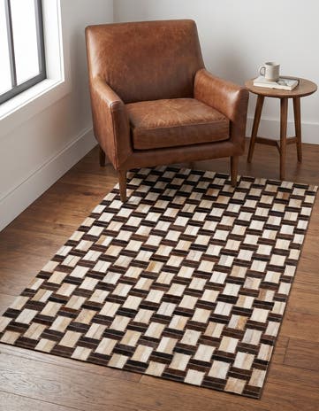 3' 1 x 5' Cowhide - Patchwork Rug