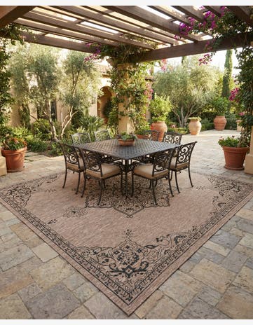 Beige Easy-Clean Traditional Indoor / Outdoor Square Rug