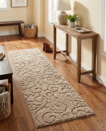  2' x 6' 7 Botanical Shag Runner Rug