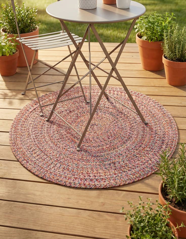 Detail image of 3' 3 x 3' 3  Hand Woven Eco Verse   Washable Indoor / Outdoor Round Rug