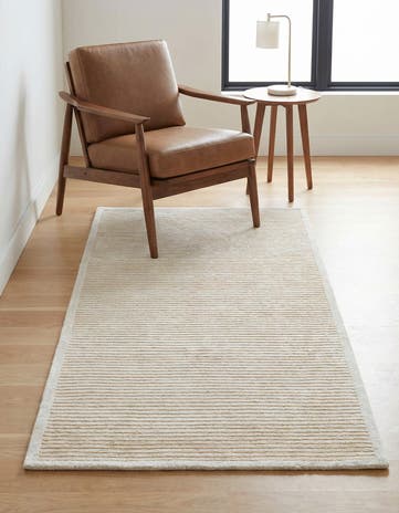 2' 11 x 4' 9 Hand Knotted Darya Wool Rug