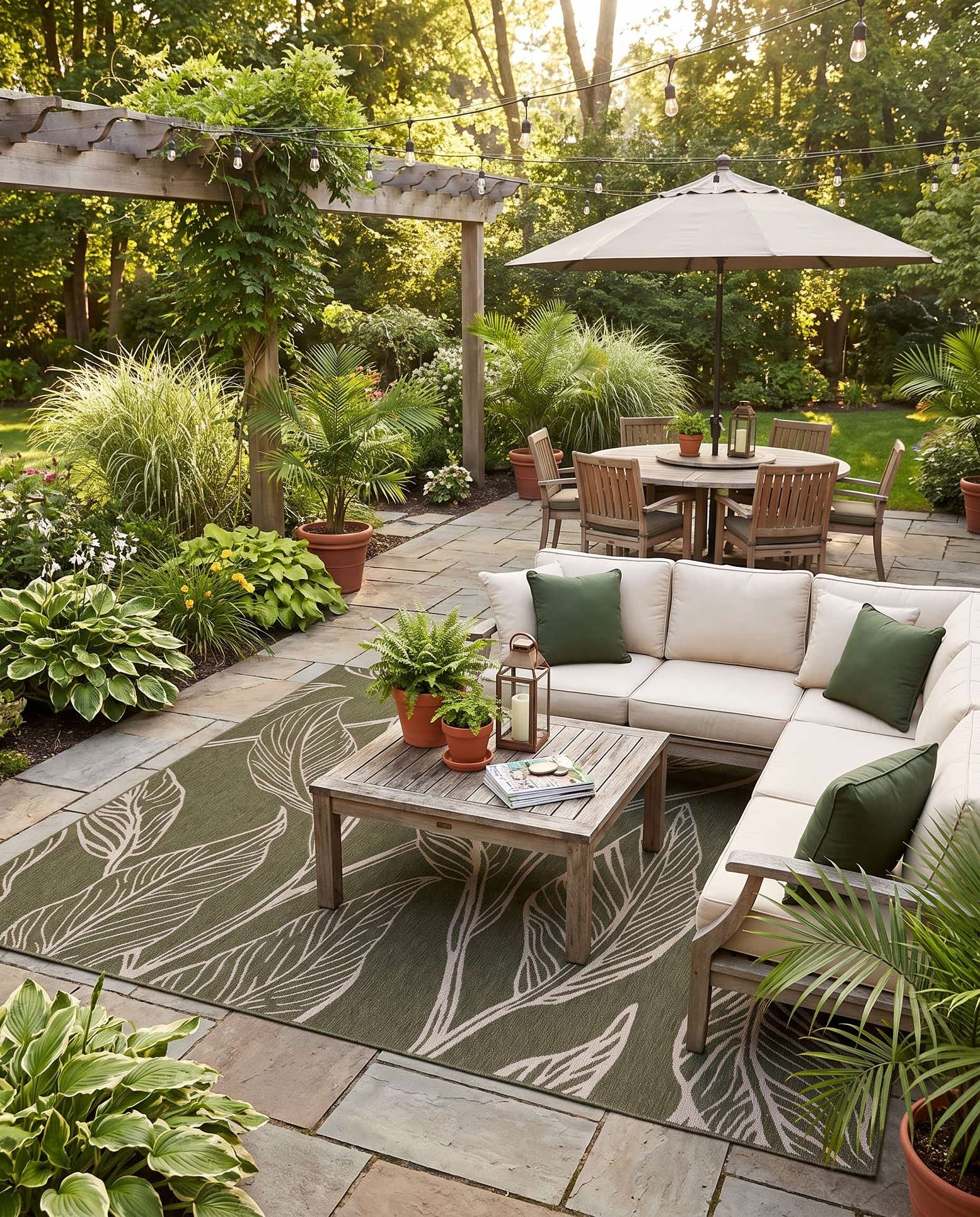 10' x 10' Easy-Clean Botanical Indoor / Outdoor Square Rug