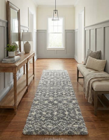 2' 7 x 10' Moroccan Trellis Shag Runner Rug