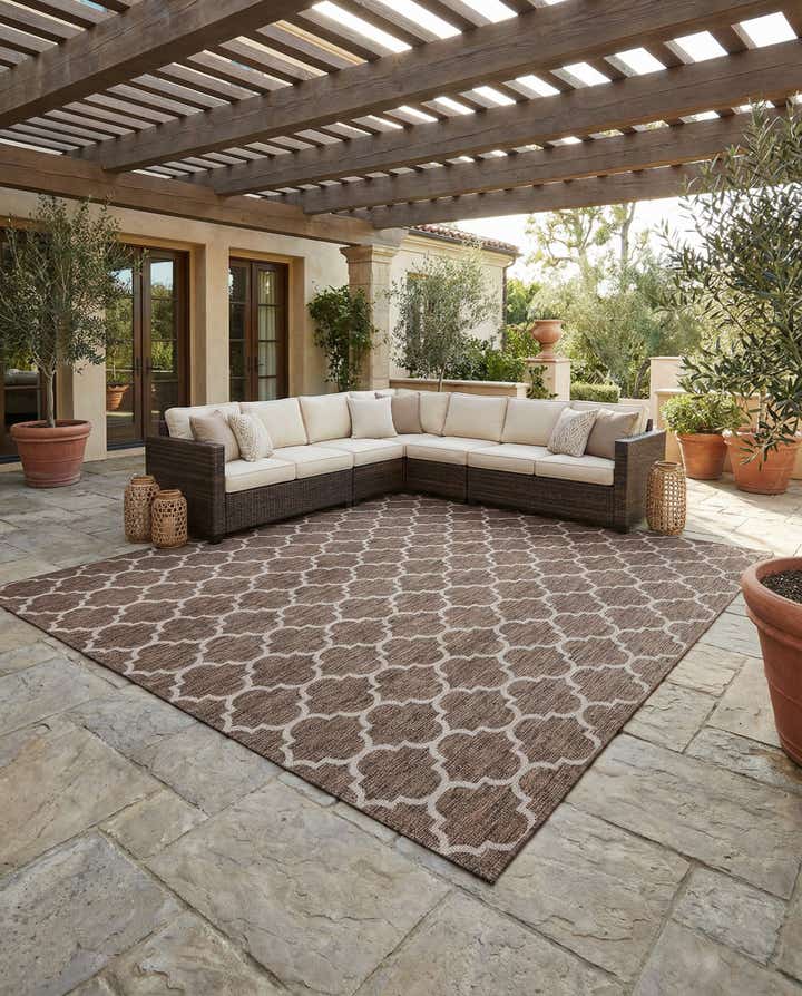 13' x 13' Easy-Clean Lattice Indoor / Outdoor Square Rug